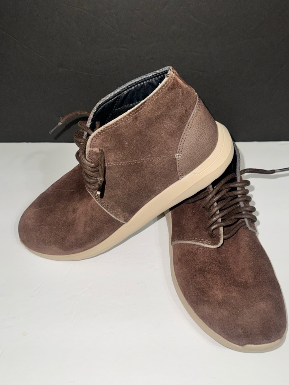 CROCS I Men’s I Chukka Boot I Brown Lace-Up Triple Comfort Shoe